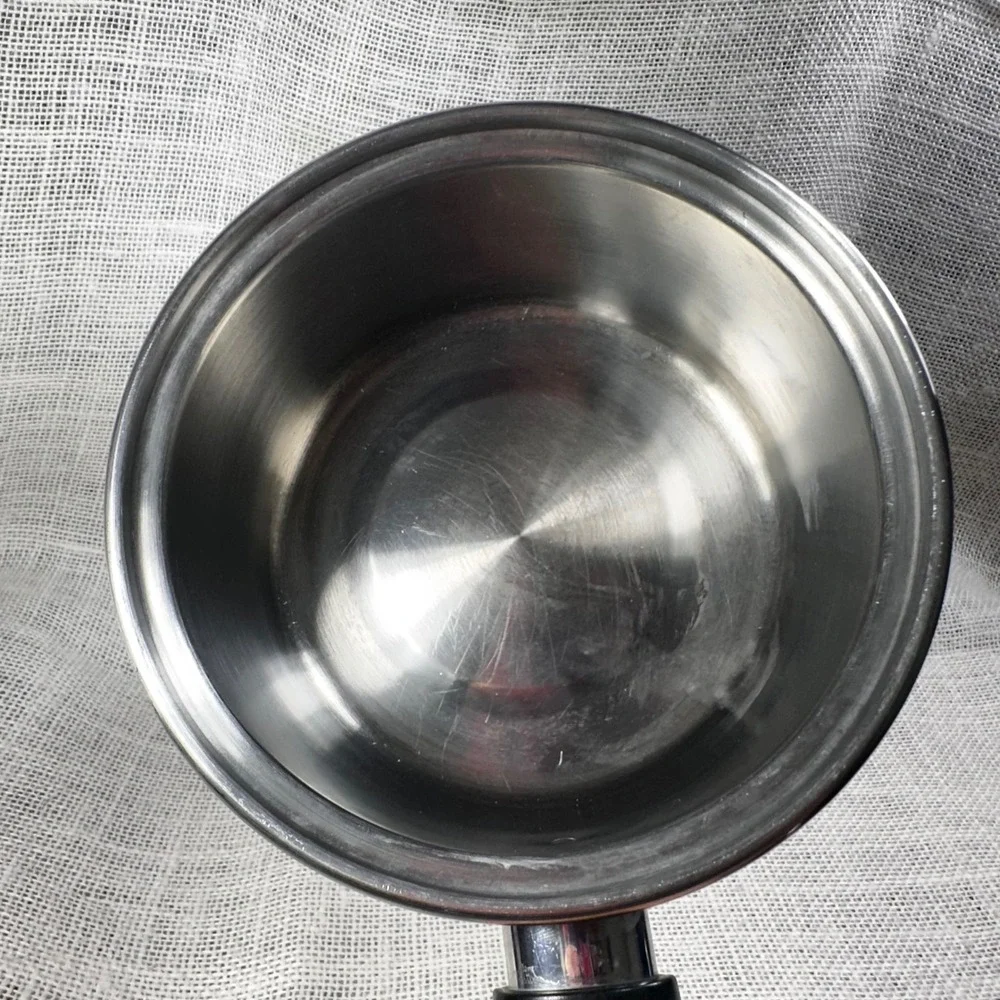 Ekco vintage quart